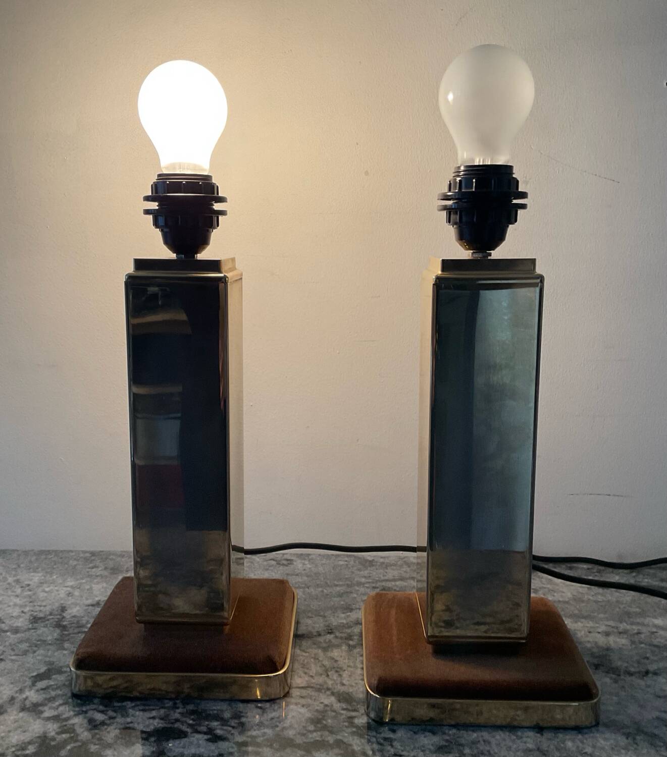 Pair of Hollywood Regency brass table lamps from the 1970s.