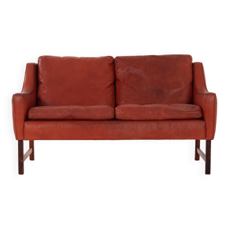 Red leather sofa, Scandinavian design, 1960s, designer: Fredrik Kayser, production: Vatne Møbler