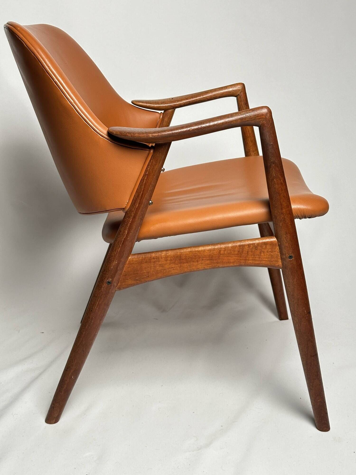 ROSANDER OFFICE CHAIR NO. 43 – PROJ. ERIK KIRKEGAARD ​​​​FOR HØNG STOLEFABRIK – DENMARK – YEAR