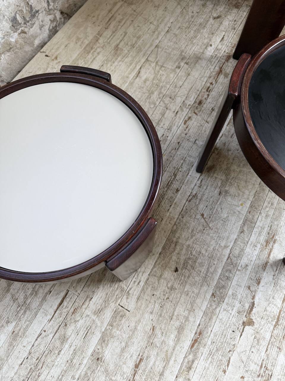 Nido 780 G stackable coffee tables. Frattini for Cassina