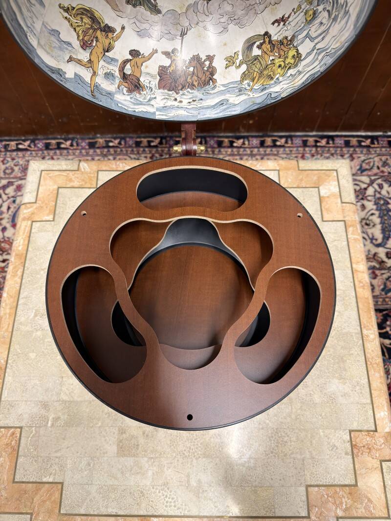 Classic Italian Zoffoli Table Barglobe