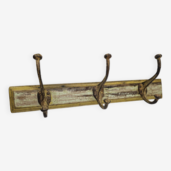 Solid teak coat hook with 3 double cast iron hooks