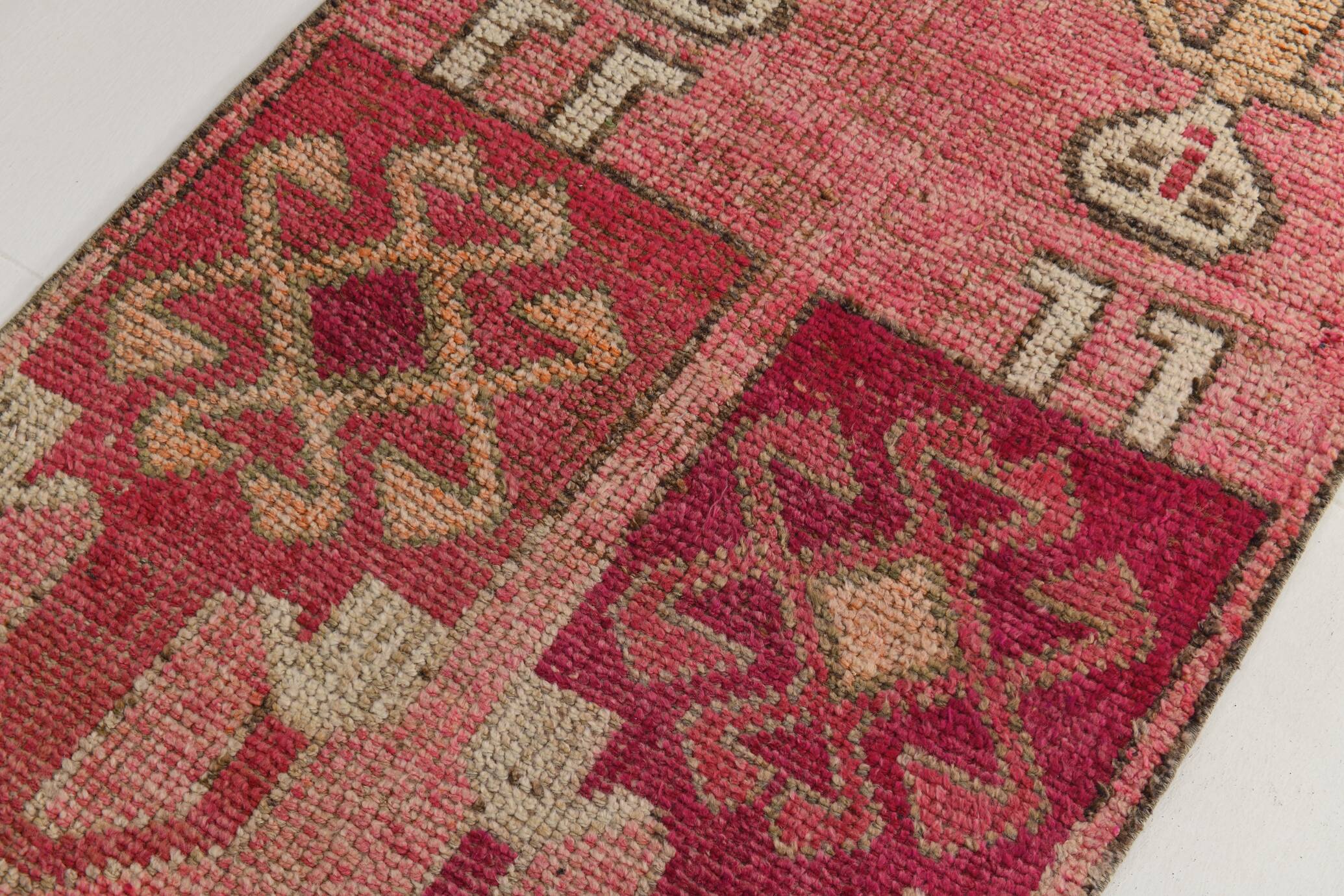 Turkish Runner Rug, 91x327Cm