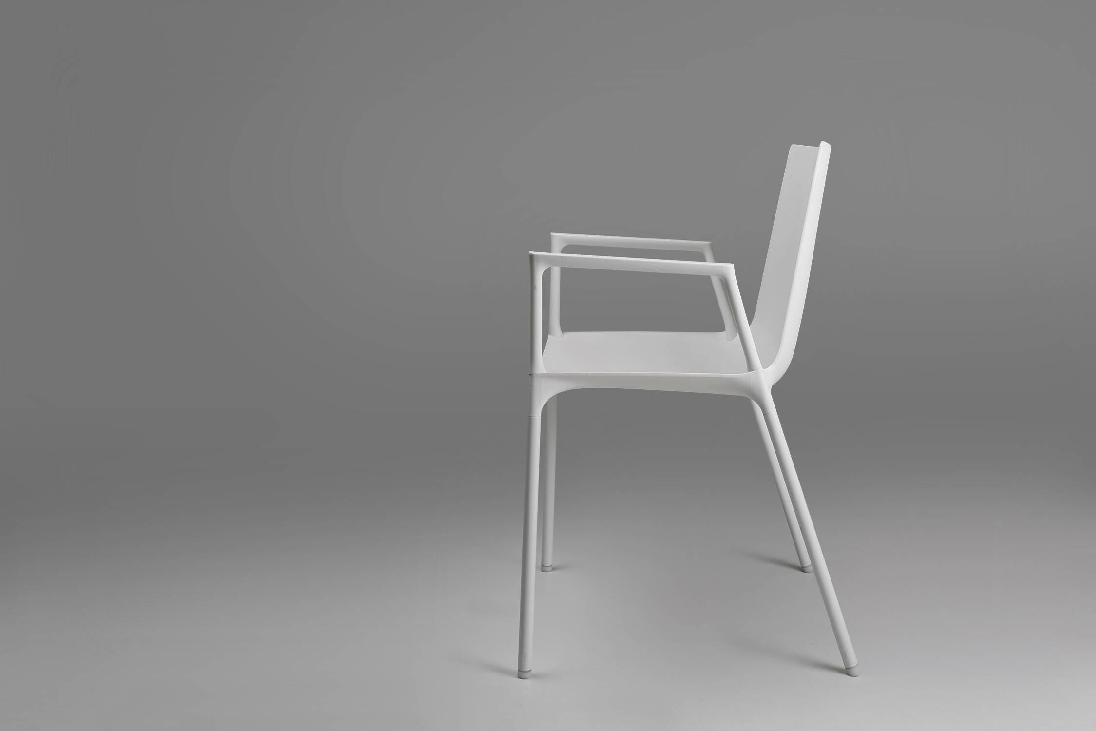 21th Century white design chair with armrests, Belgium