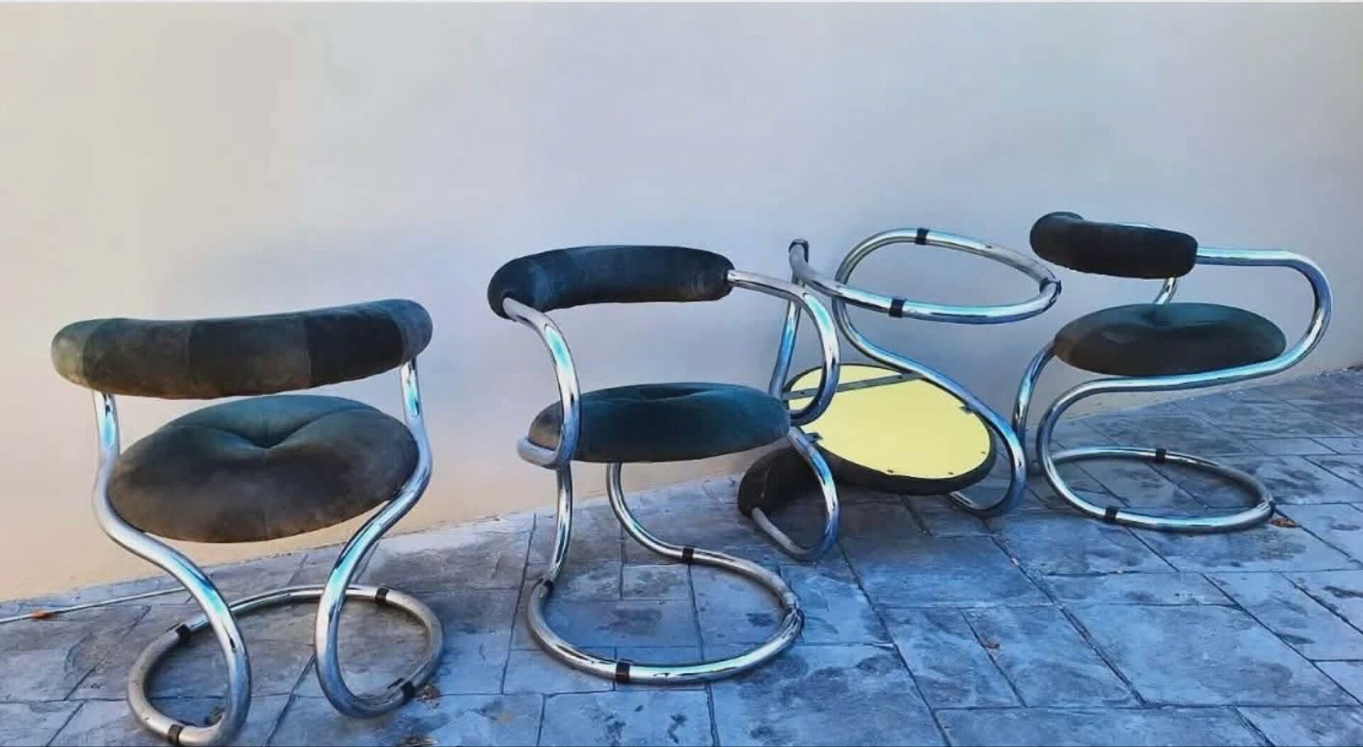 Rare set of 4 armchairs / chairs Rudi Bonzanini for Tecnosalotto