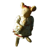 Madame mouse and her little one
