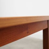 Table basse en teck, design danois, années 1970, production : Danemark