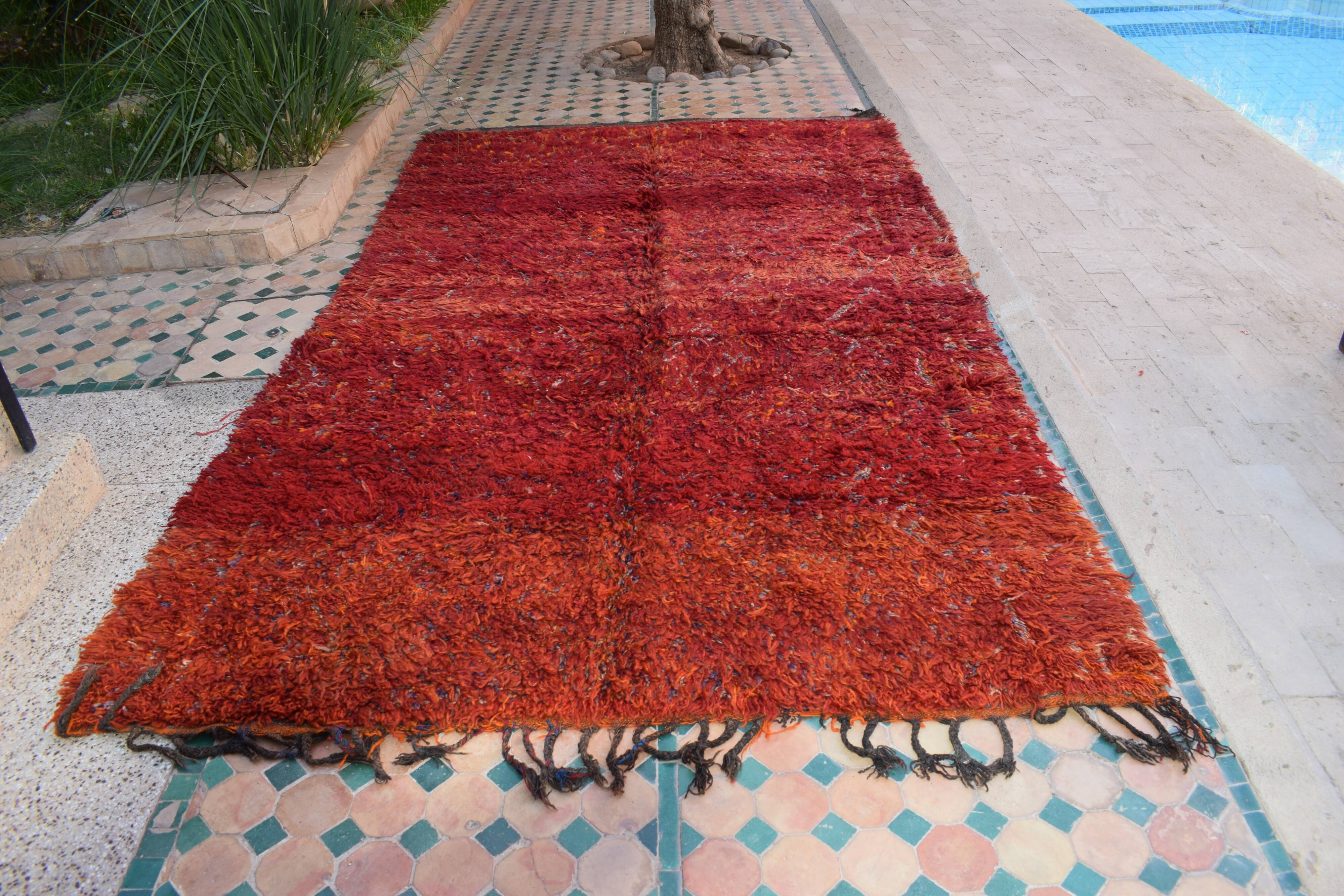 Berber rug Moroccan vintage Atlas