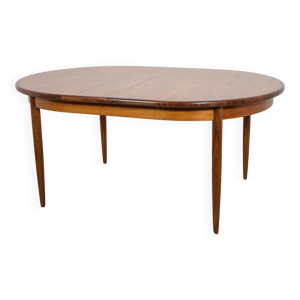 table à manger ovale - style