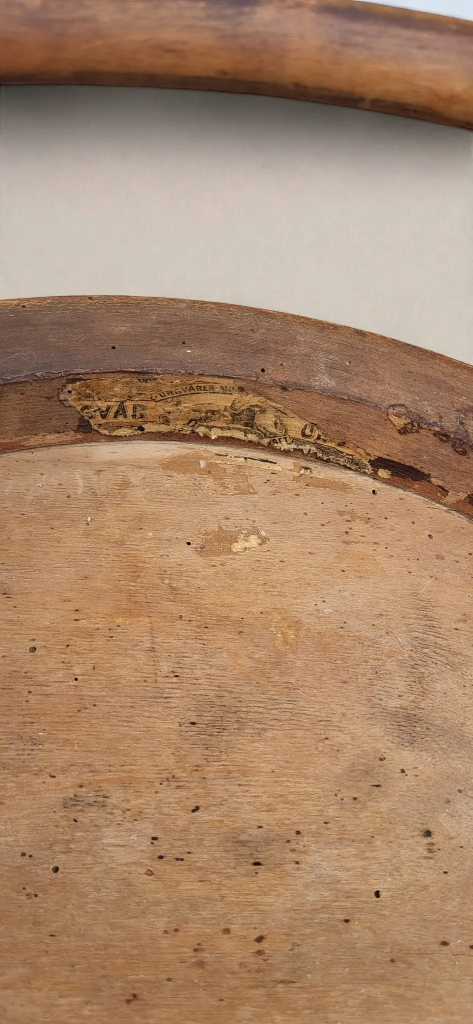 Chaise bistrot en bois courbé – Ungvár