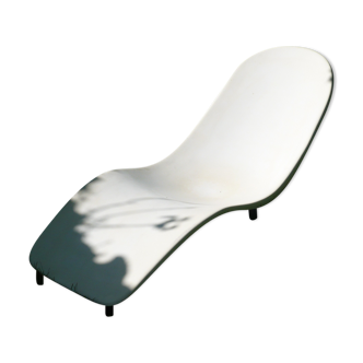 Fiberglass sunlounger from the 70's
