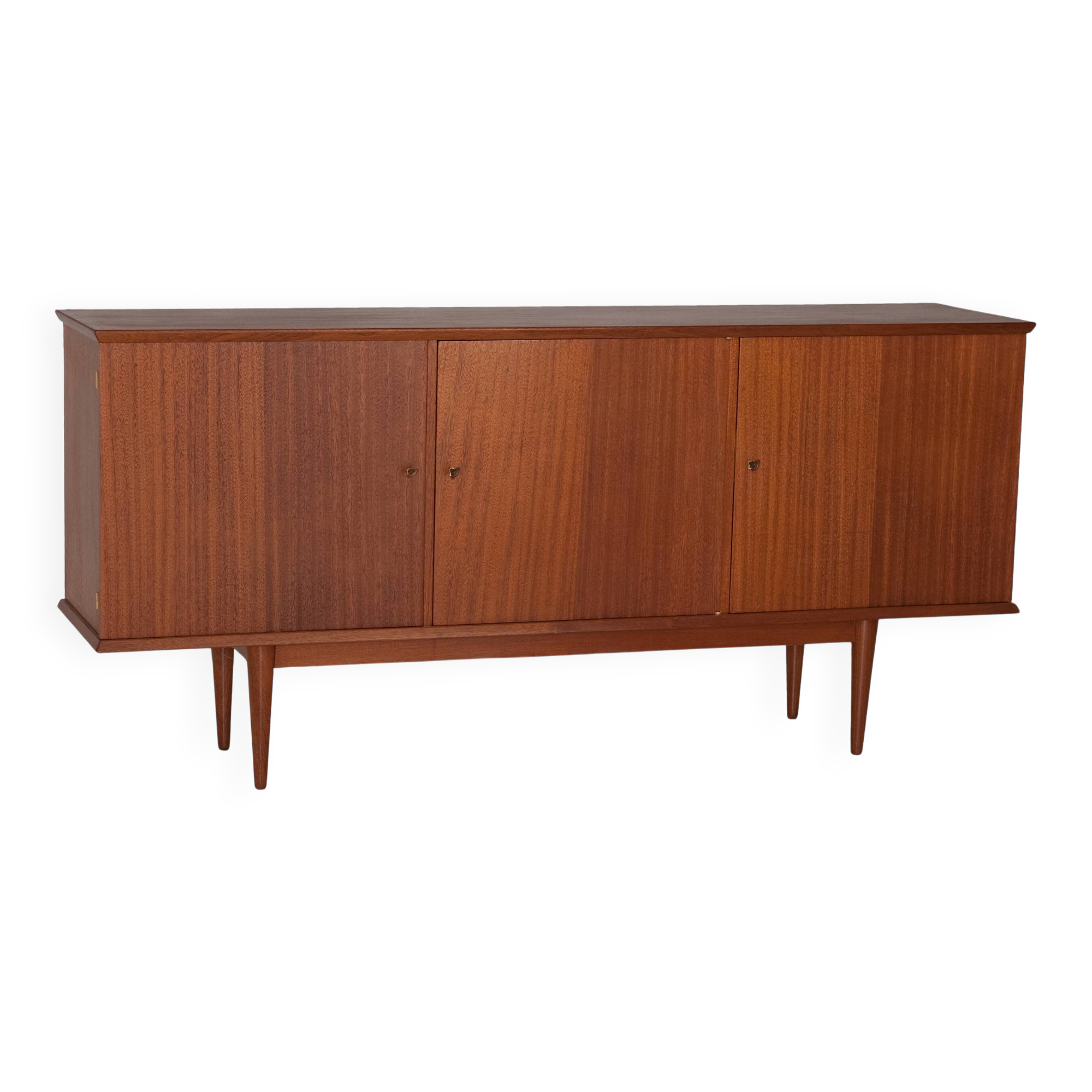Scandinavian teak sideboard with 3 doors from the 1960s.
