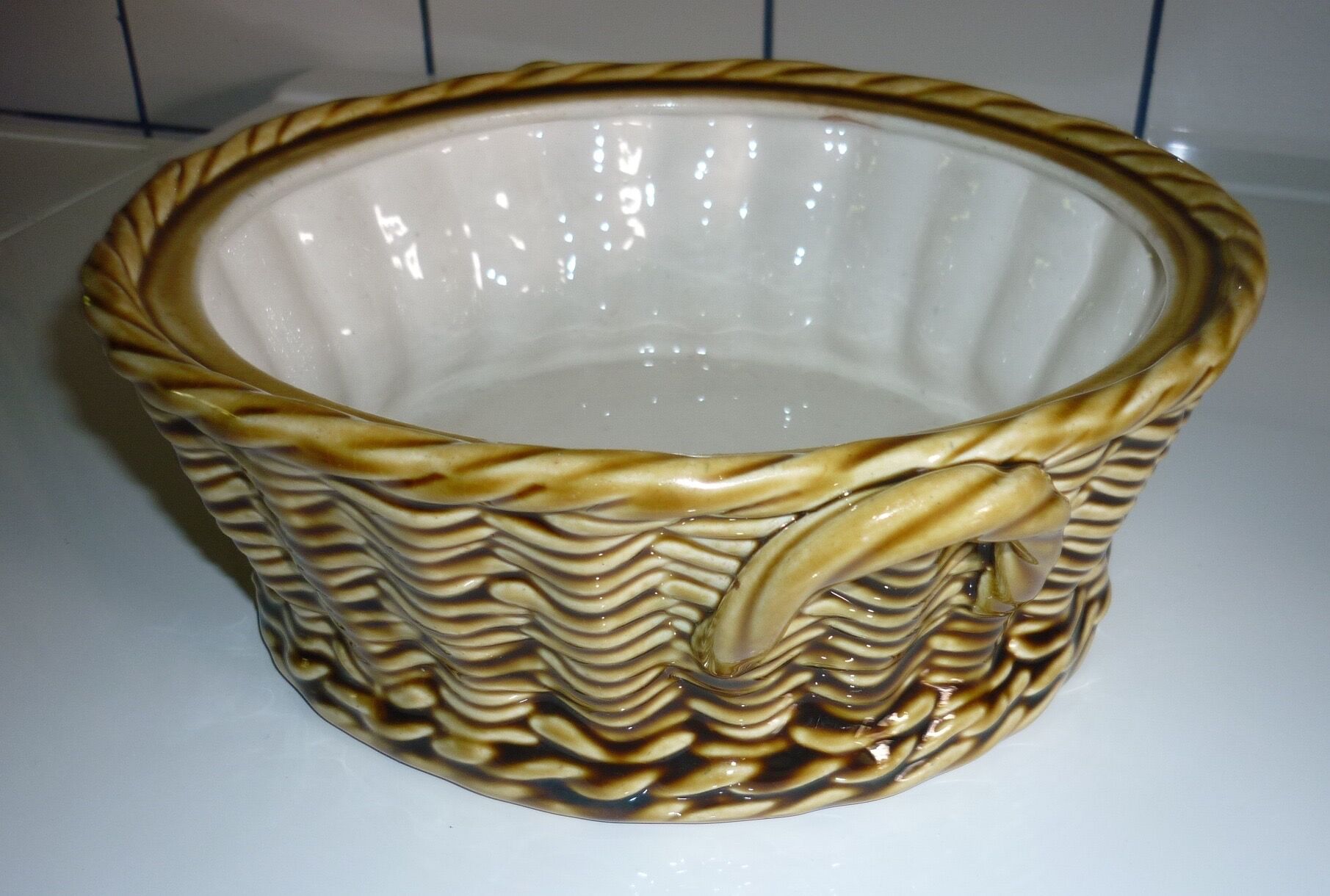 Sarreguemine ceramic cake dish imitating braided basket