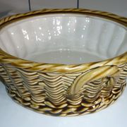 Sarreguemine ceramic cake dish imitating braided basket