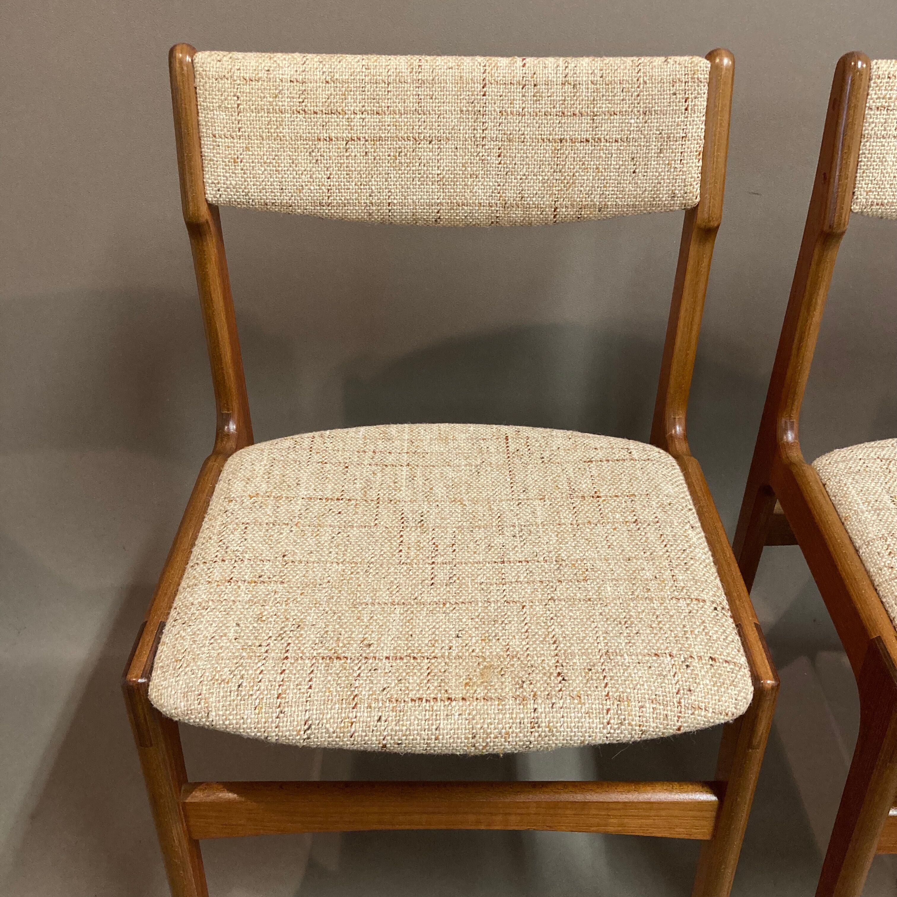 Pair of chairs "Scandinavian design" 1950.