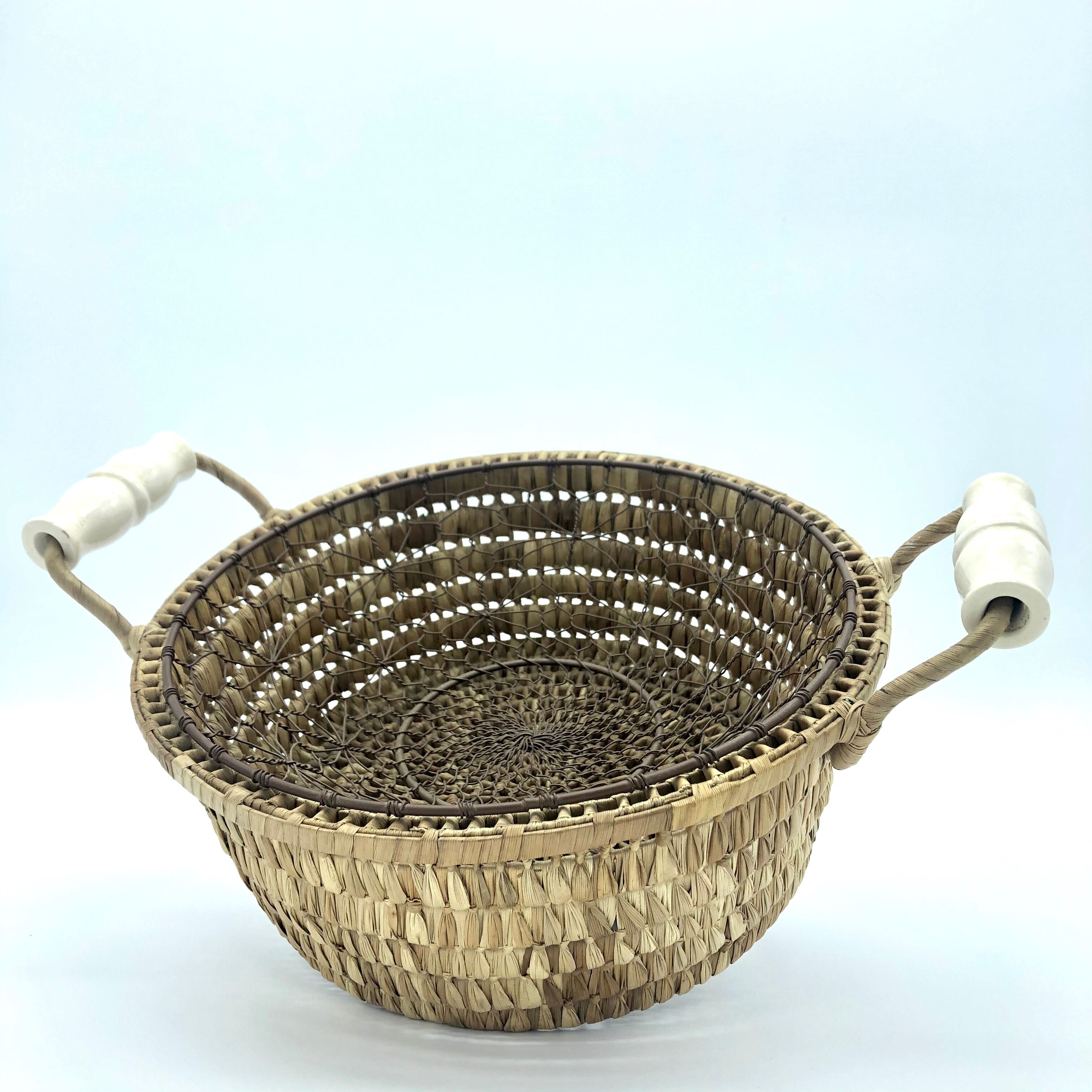 Bread pan, porcelain handle