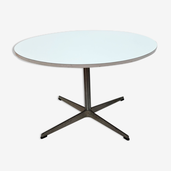 Coffee table Arne Jacobsen
