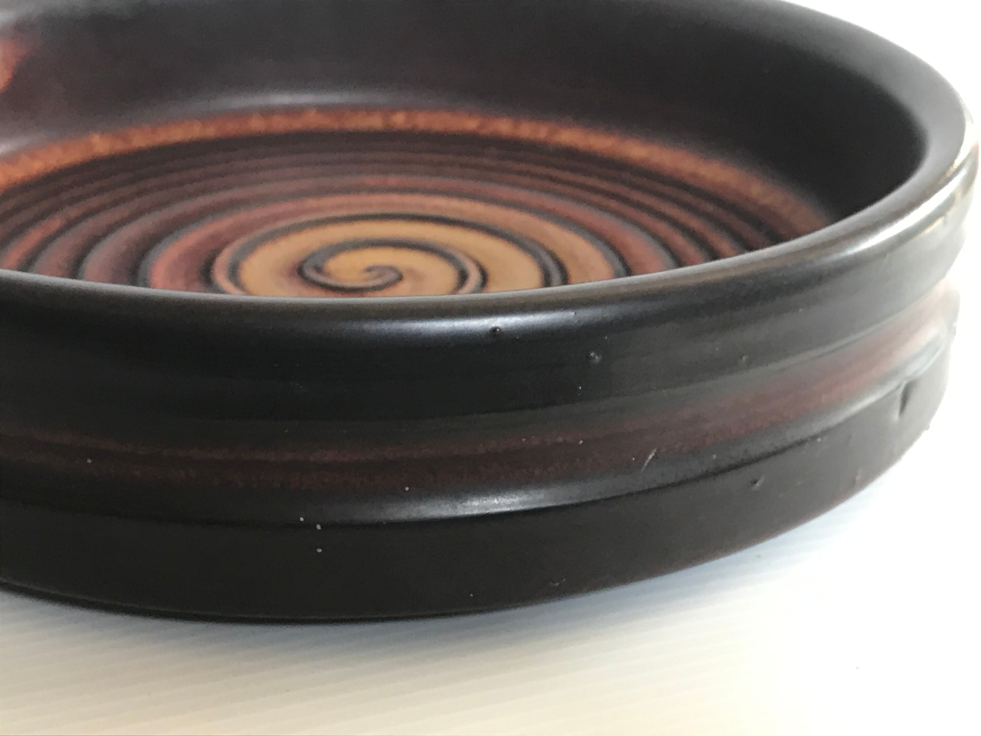 Vintage sandstone pocket empty