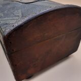 Wooden tissue box