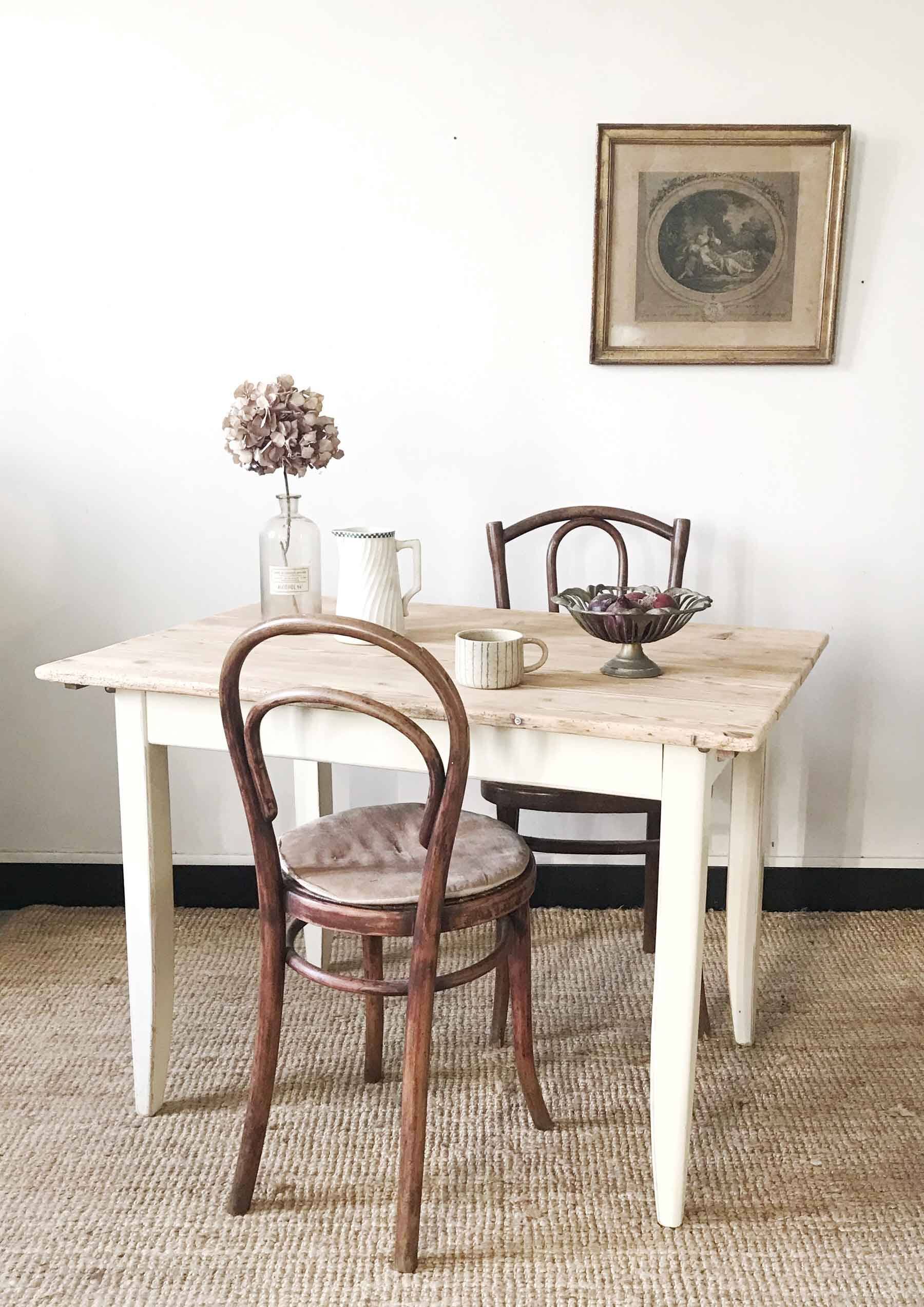 Table à manger vintage