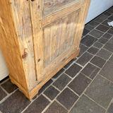 Parisian wardrobe/hosiery