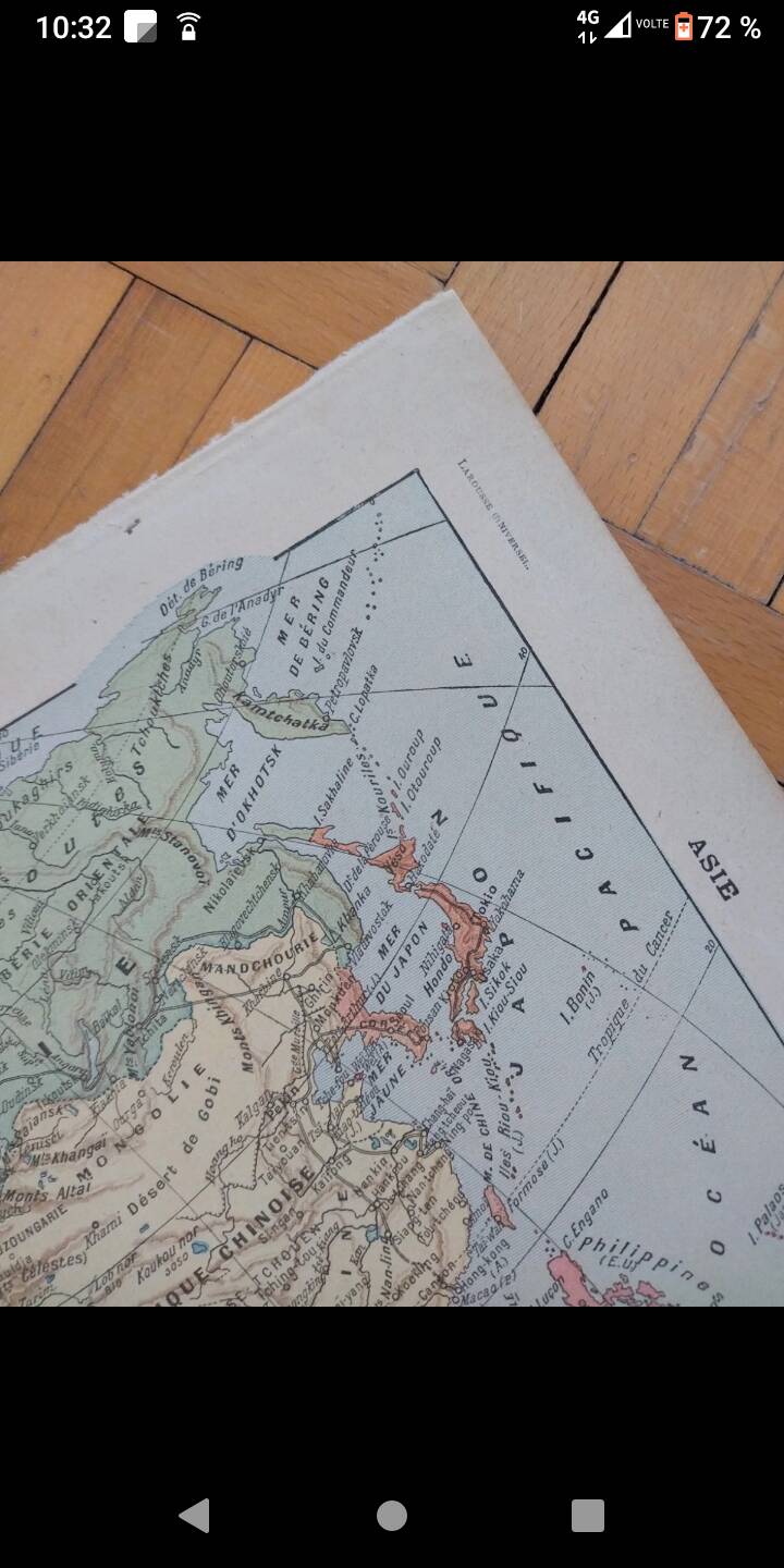 Larousse map of Asia