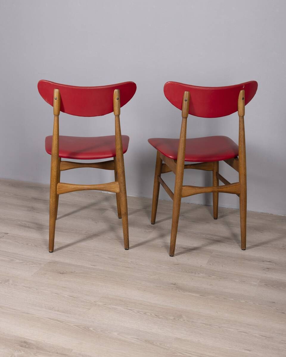 Pair of vintage 1960s chairs in wood and leather, italian design