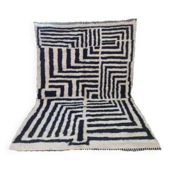 Handmade Moroccan Berber rug 300 x 200 cm