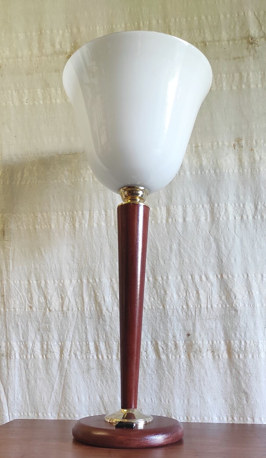 Mazda table lamp in wood and opaline - mid 20th century.