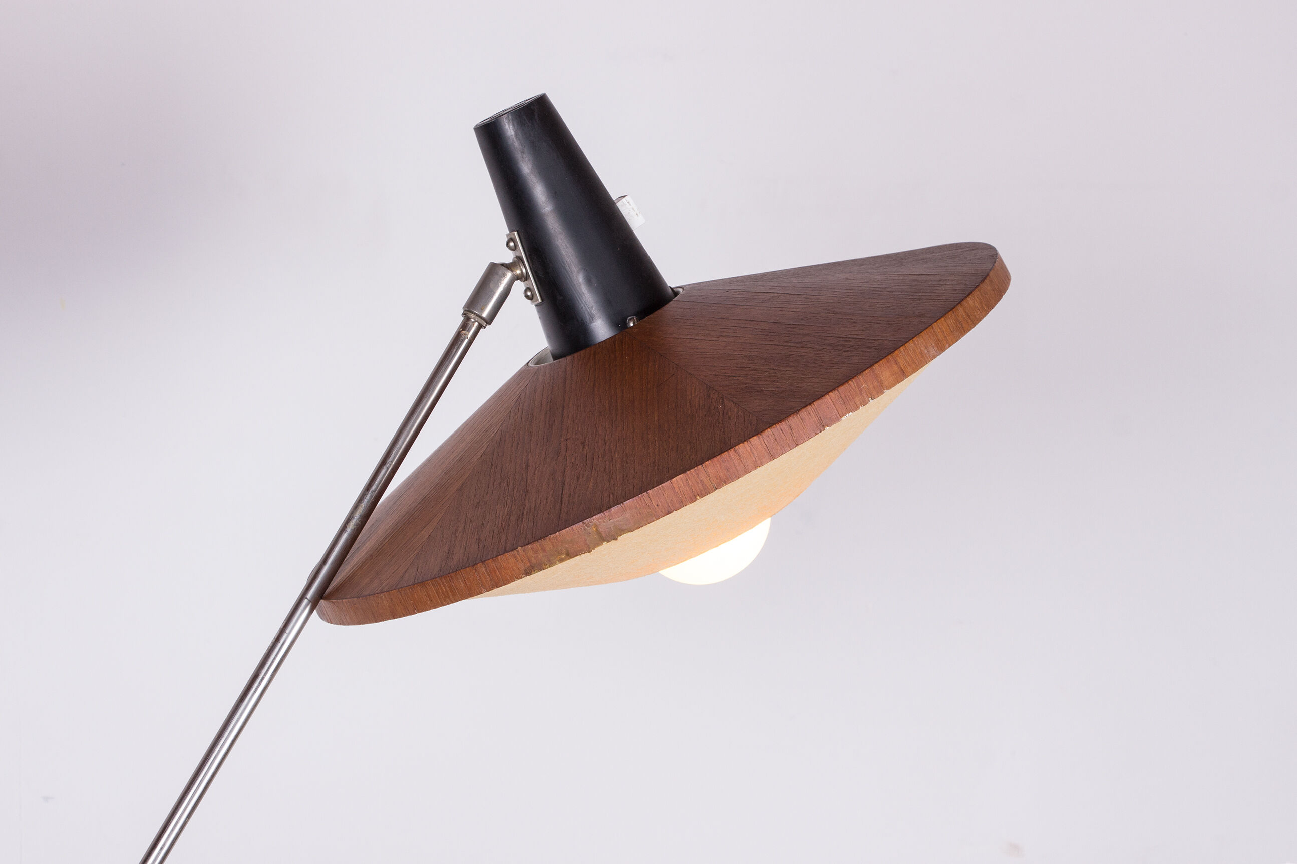Large tilting luminaire in Steel and Teak Temde Leuchten 1960.