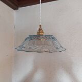 Suspension vintage en verre ciselé bleuté