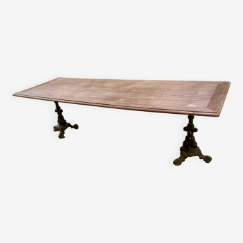 Grande table