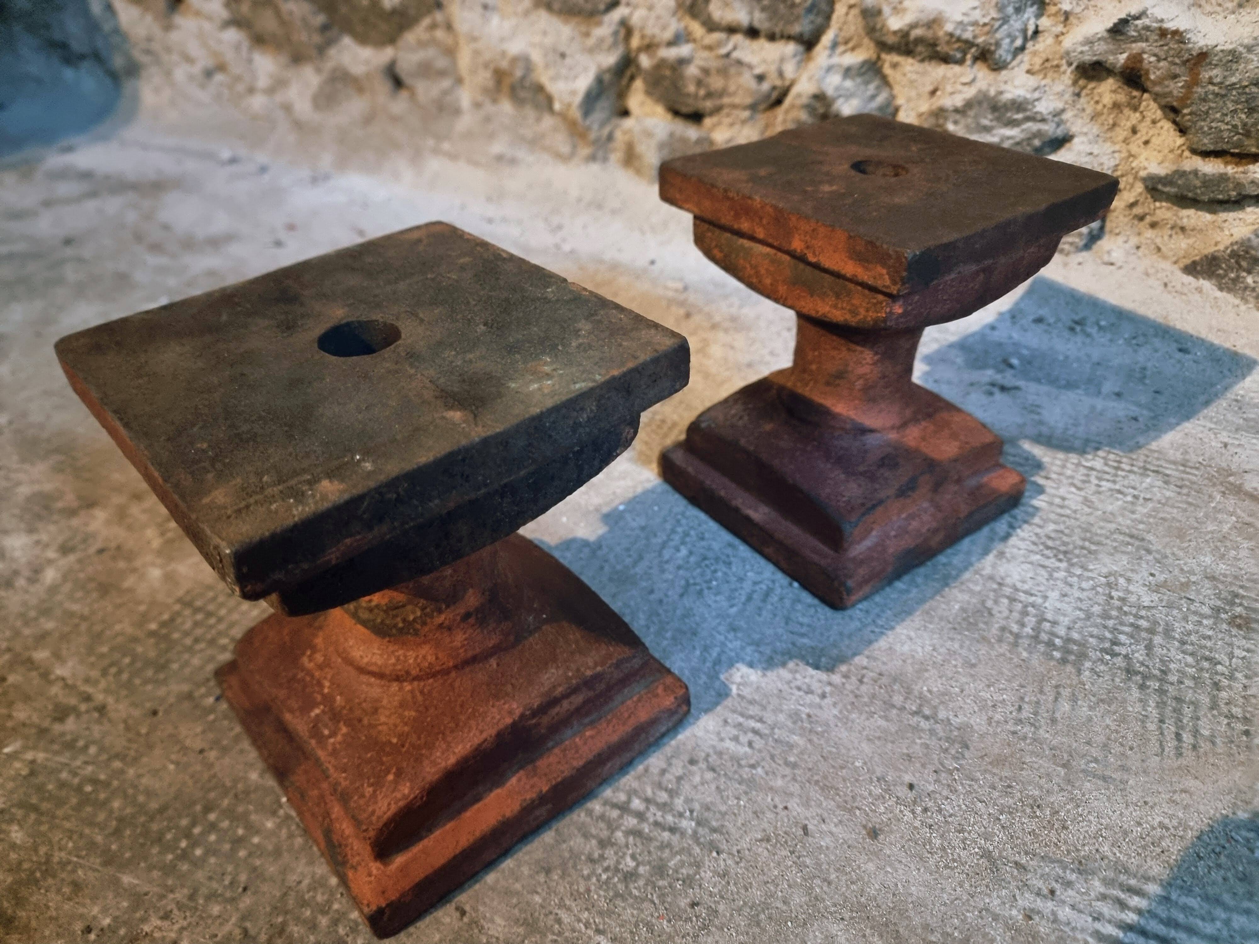 Pair of antique cast iron architectural bases (late 19th - early 20th century)