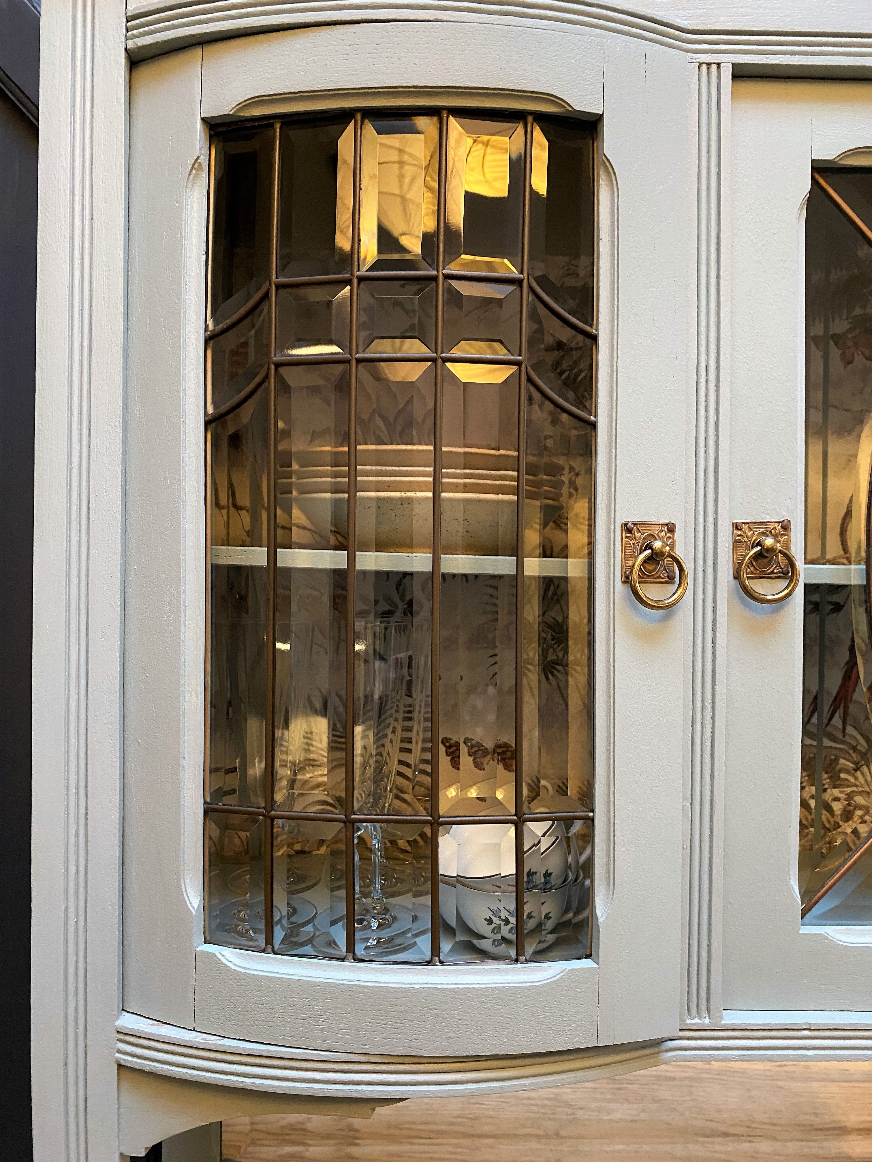 Two-body buffet cupboard