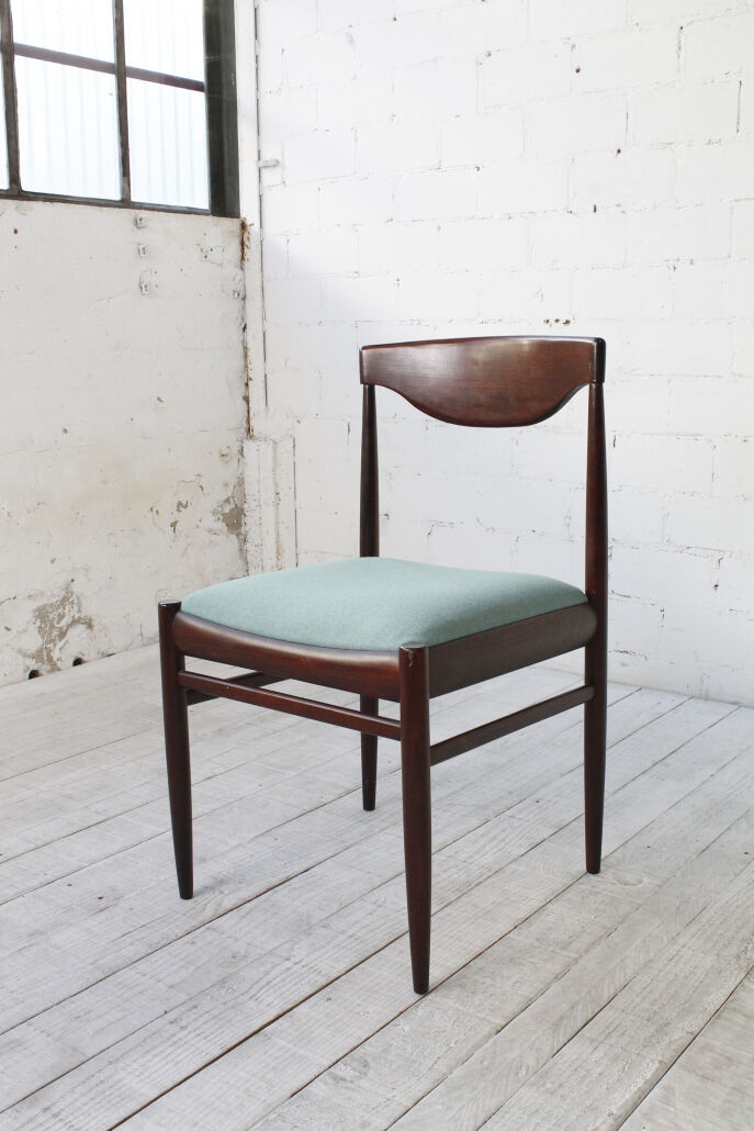 Set of 4 dining chairs