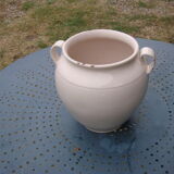 Old grease or confit pot