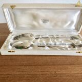 Set of table cutlery