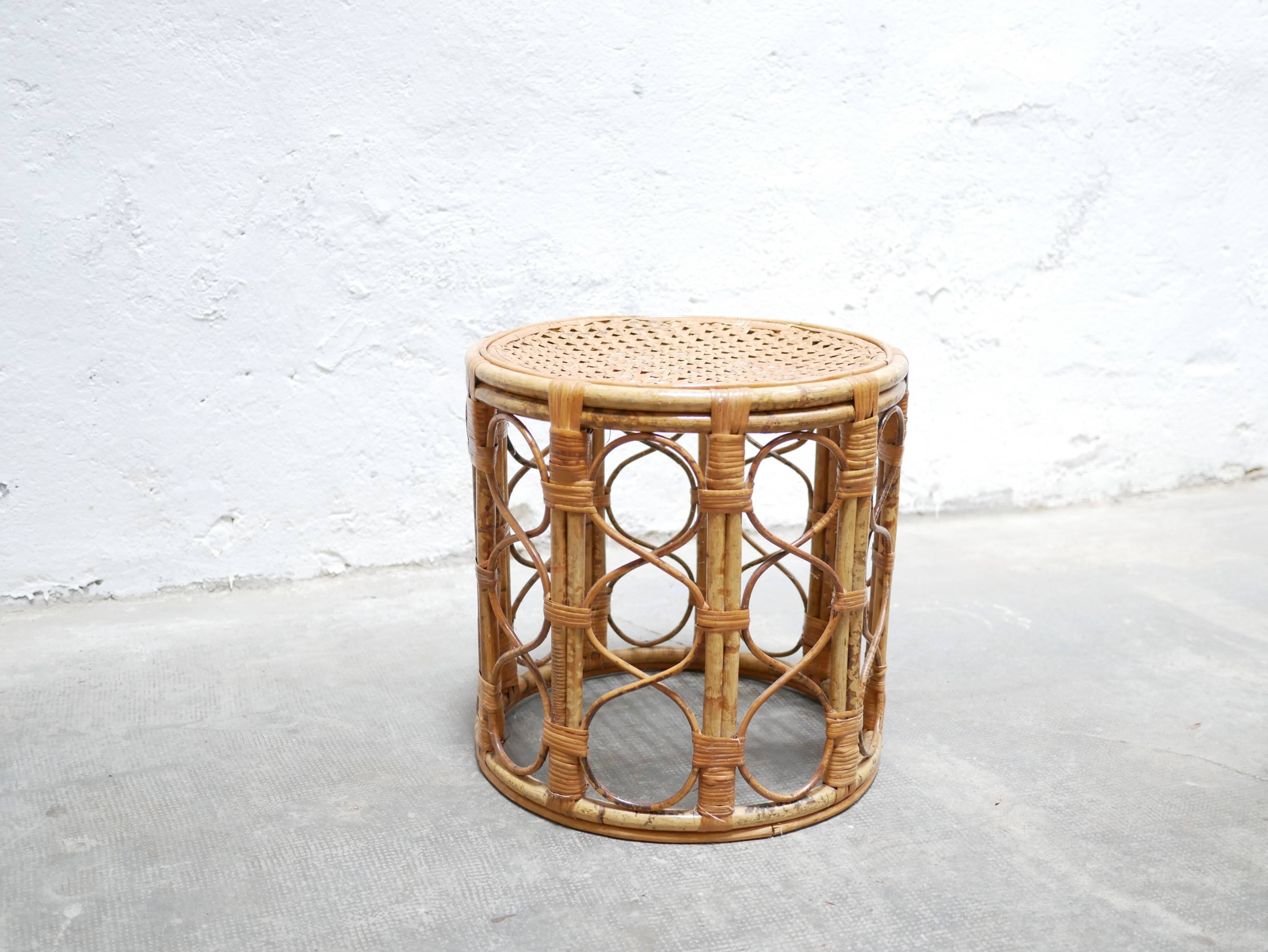 Table d'appoint vintage en rotin et cannage