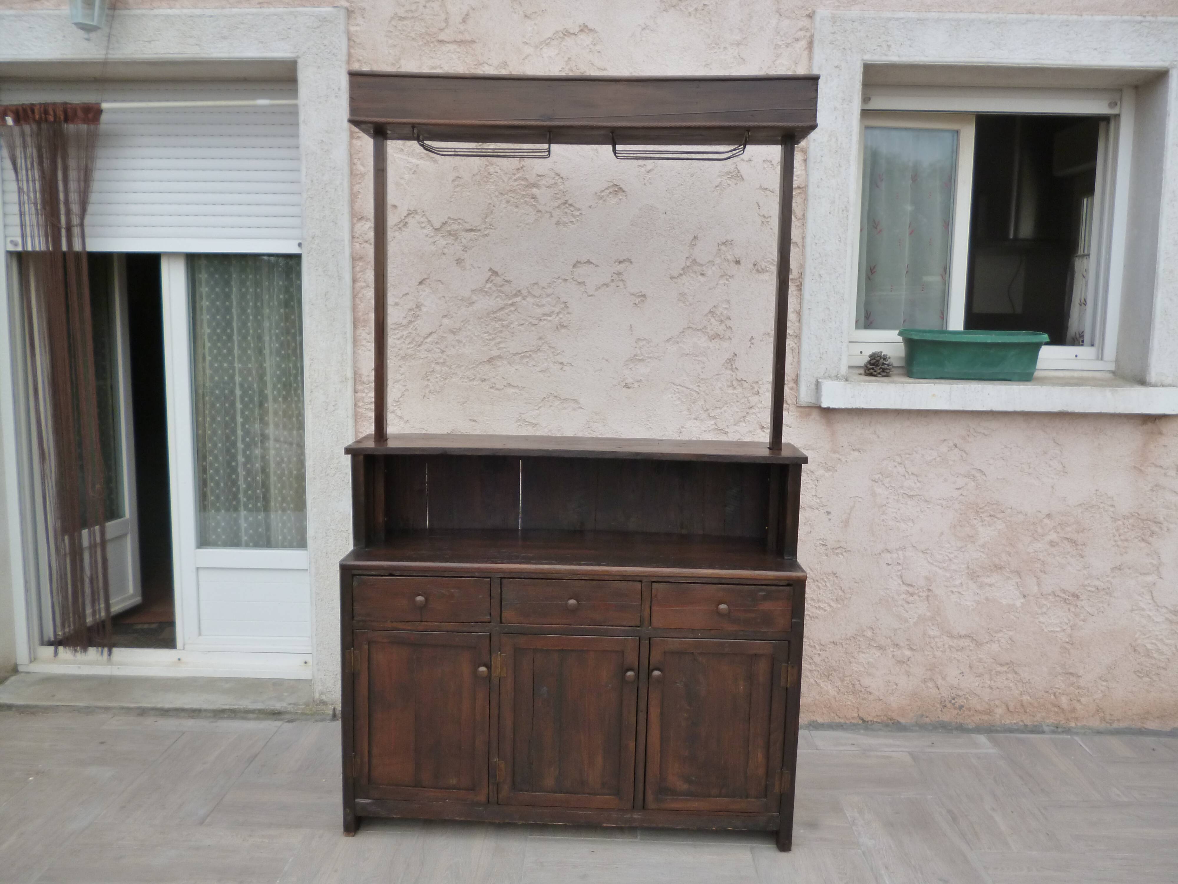 vintage buffet bar
