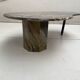 Table basse en marbre de Carrare forme organique