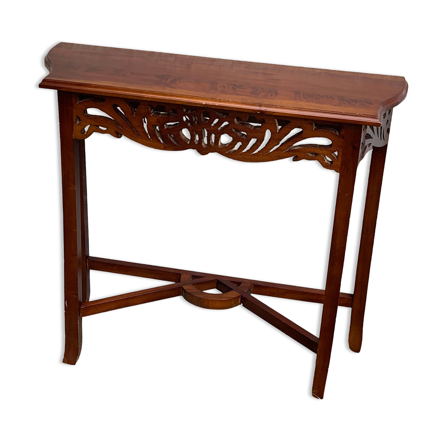 Vintage carved wooden console and aesthetics