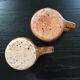 Paire de mugs brutalistes