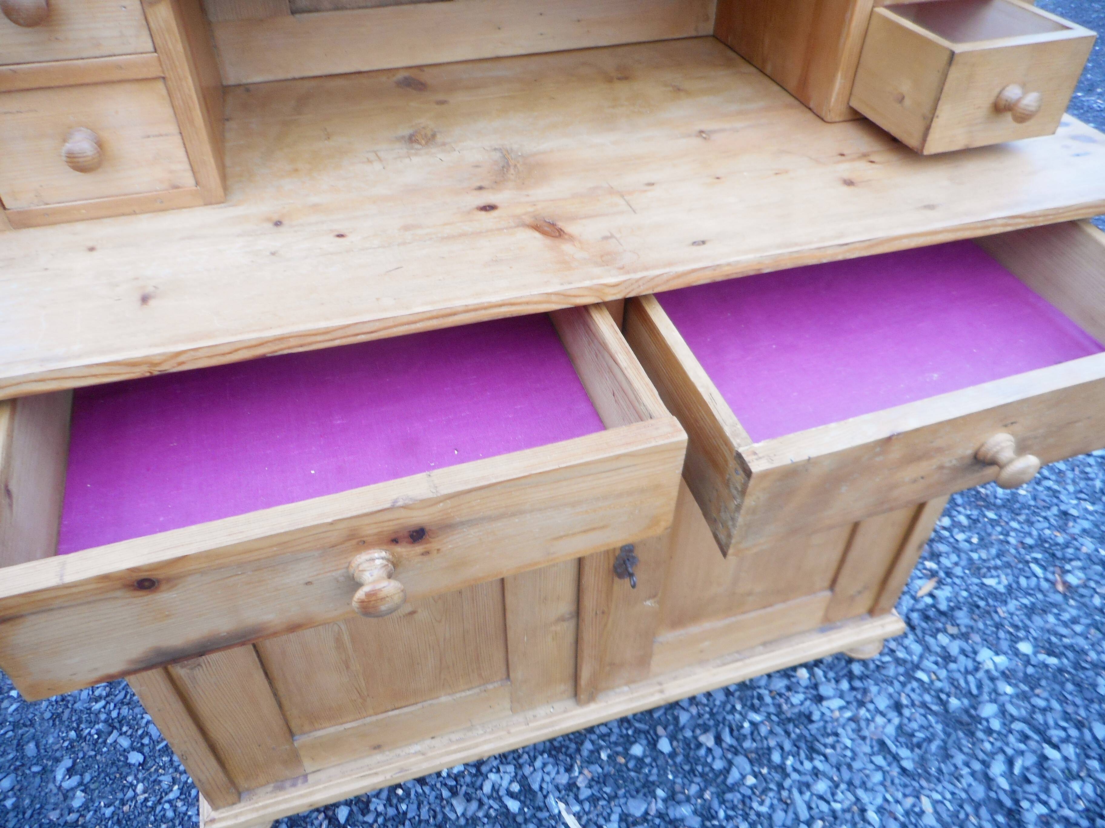 Buffet 2 corps vaisselier en sapin