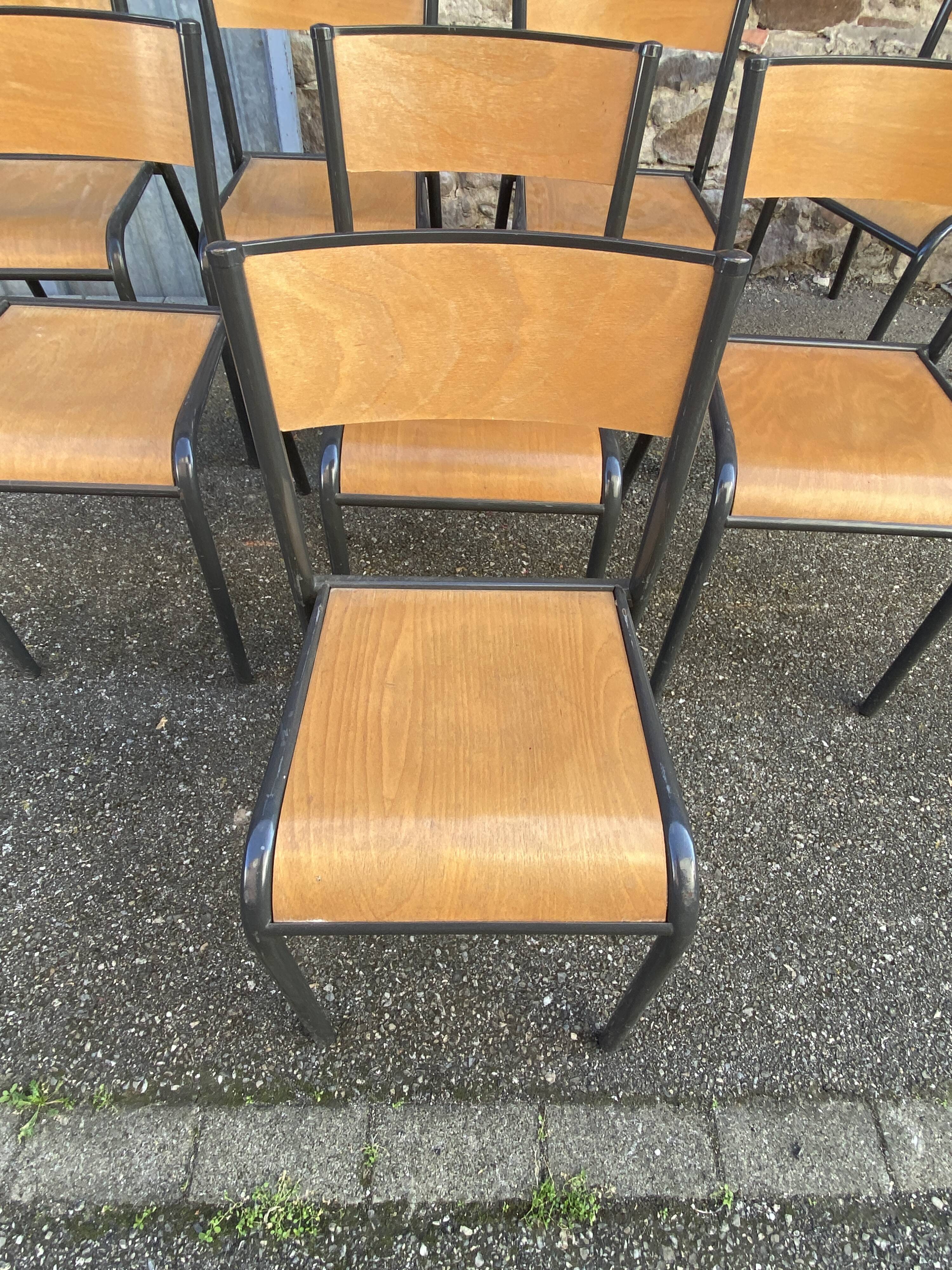 Lot de 8 chaises industrielles école  vintage collectivités mullca delagrav