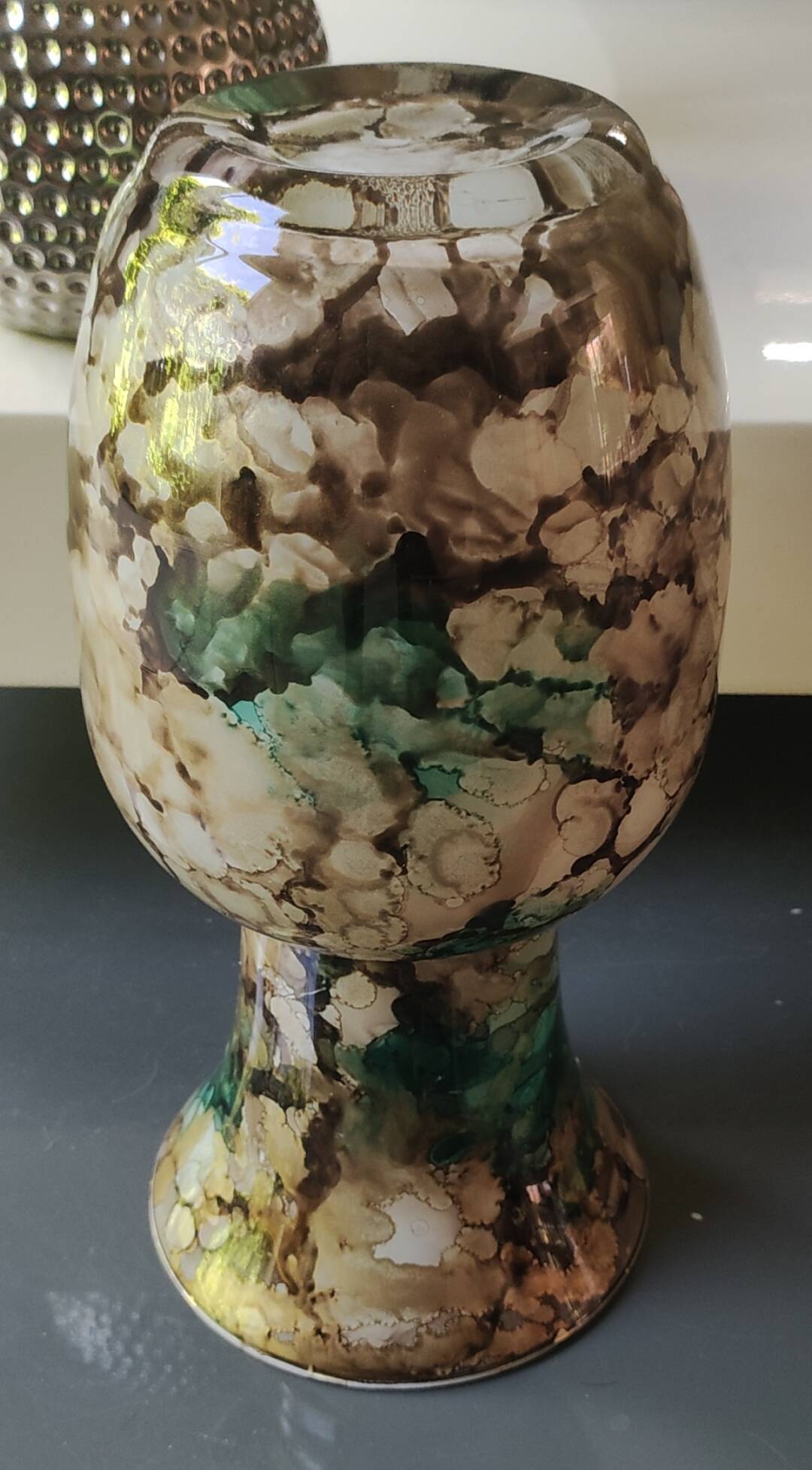 Marbled glass art ball vase. Murano style. Italy. Height 26 cm.