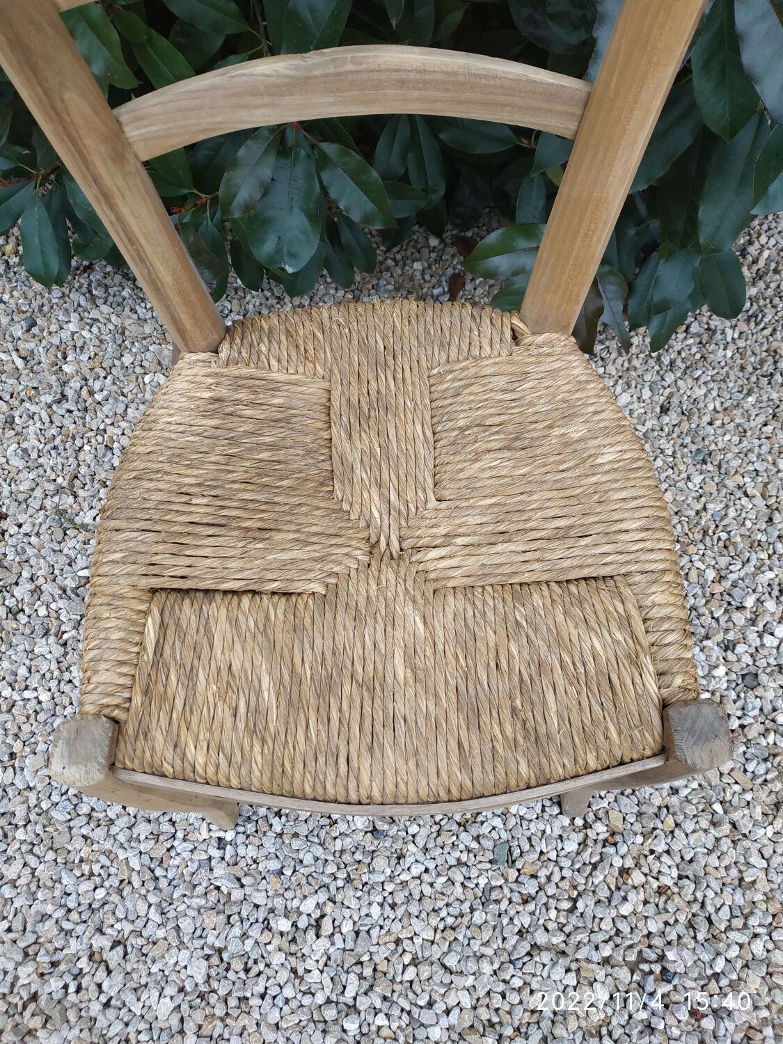 Chaise paillée