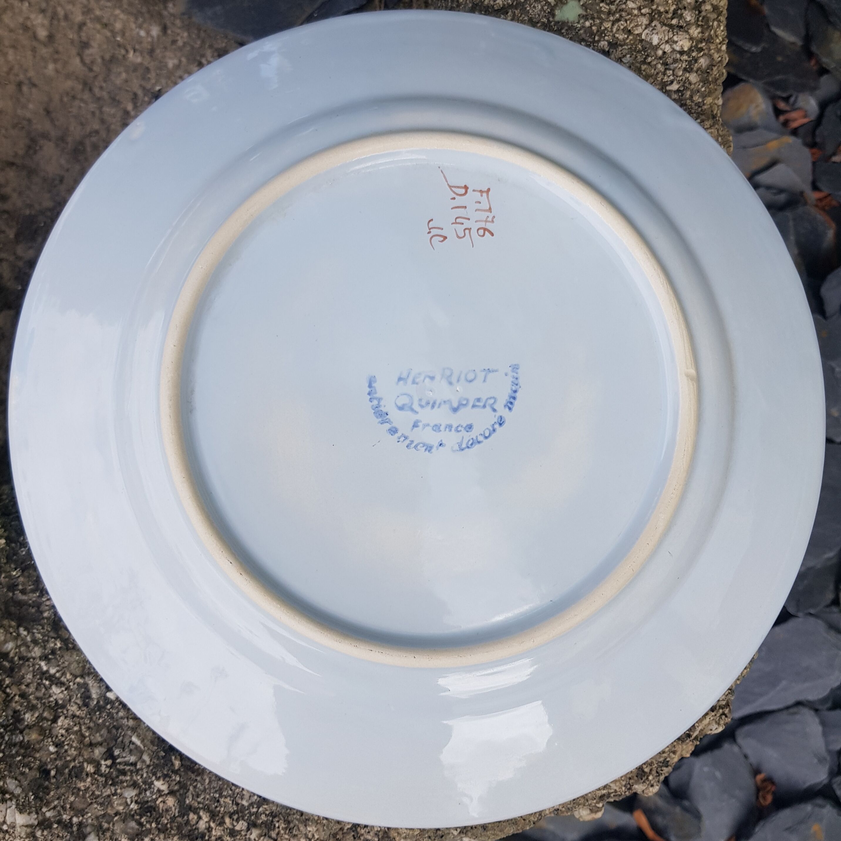 Henriot Quimper plate
