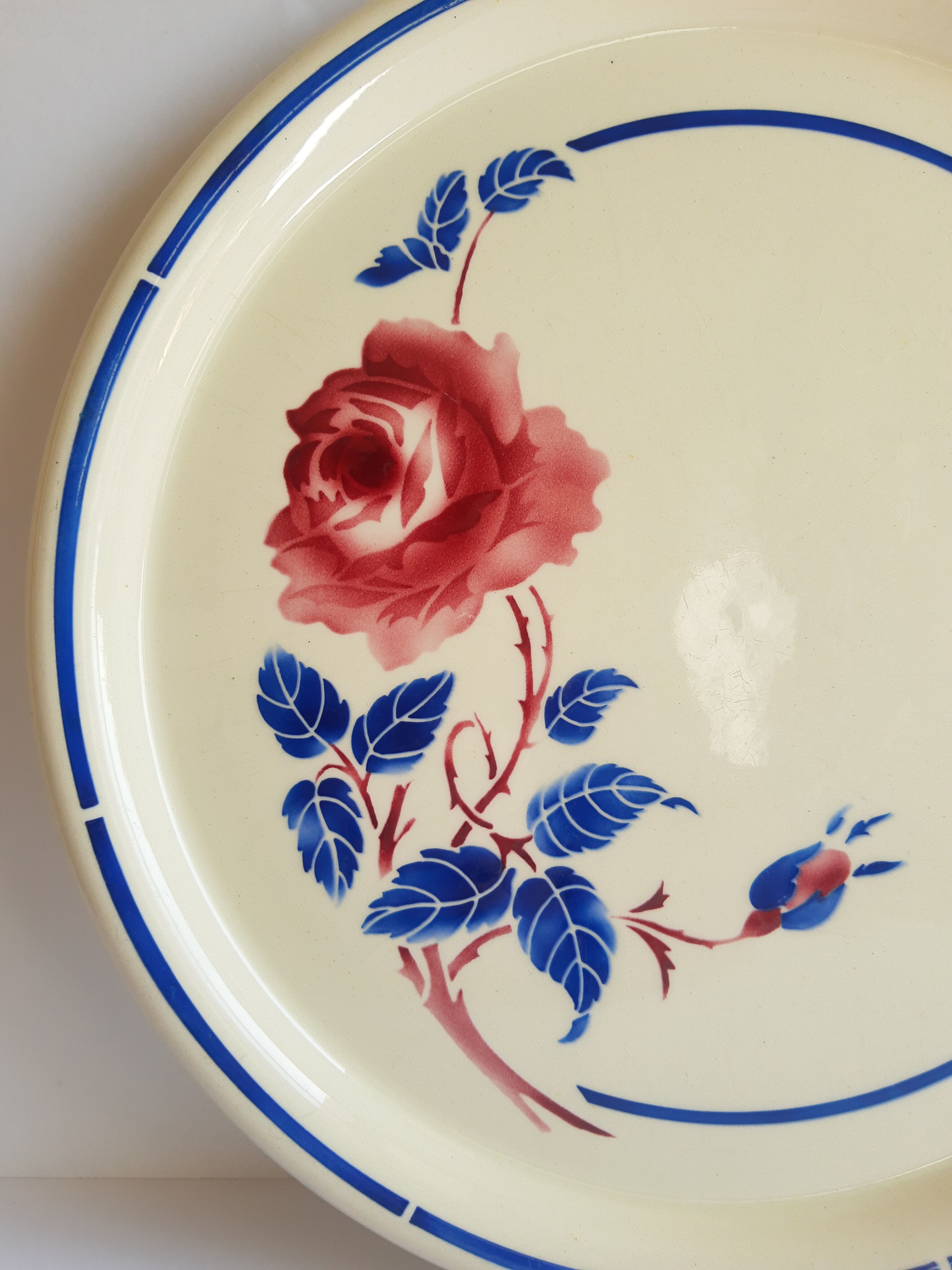 Vintage Chantal K&G Luneville model pie serving dish France