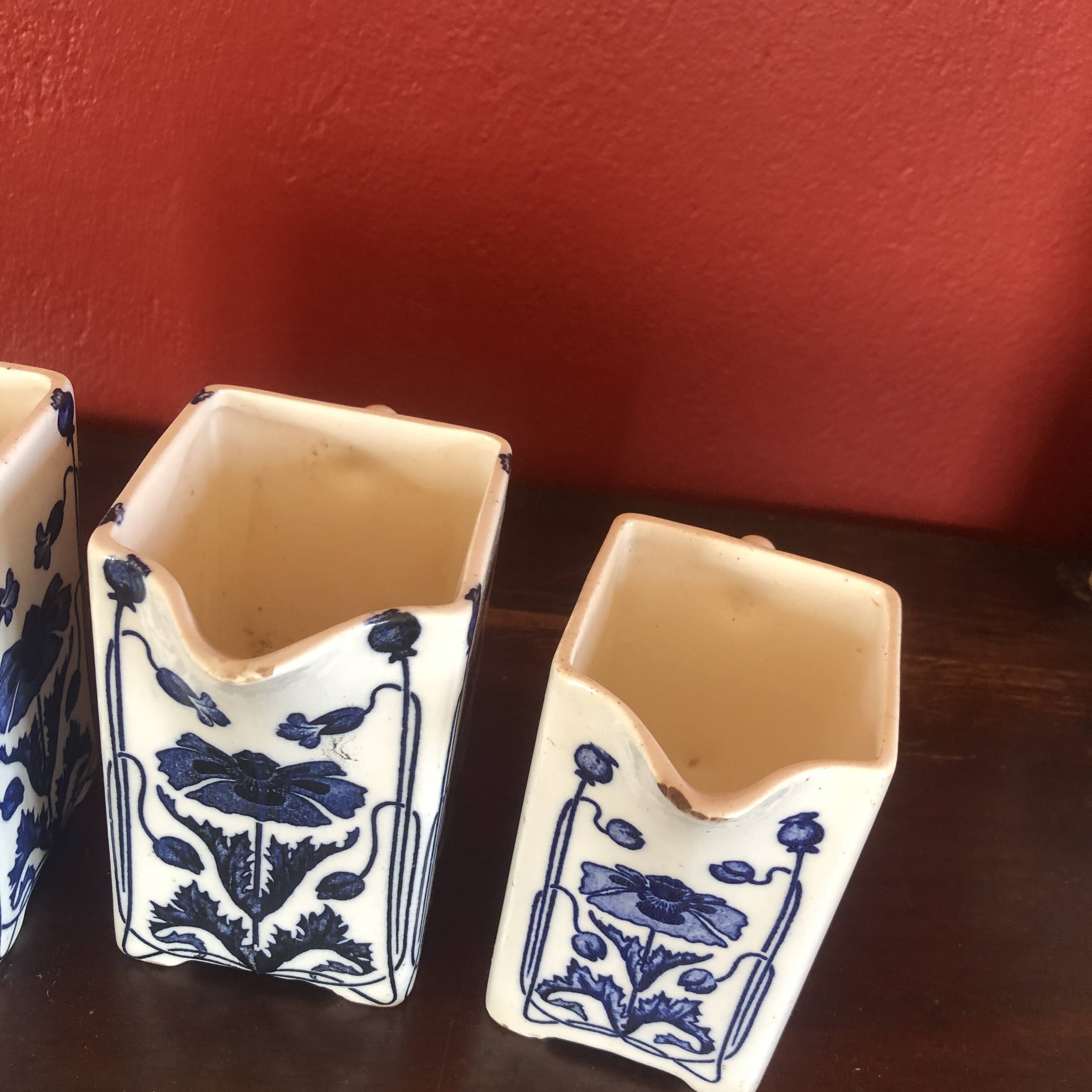4 pots à lait bleu cobalt