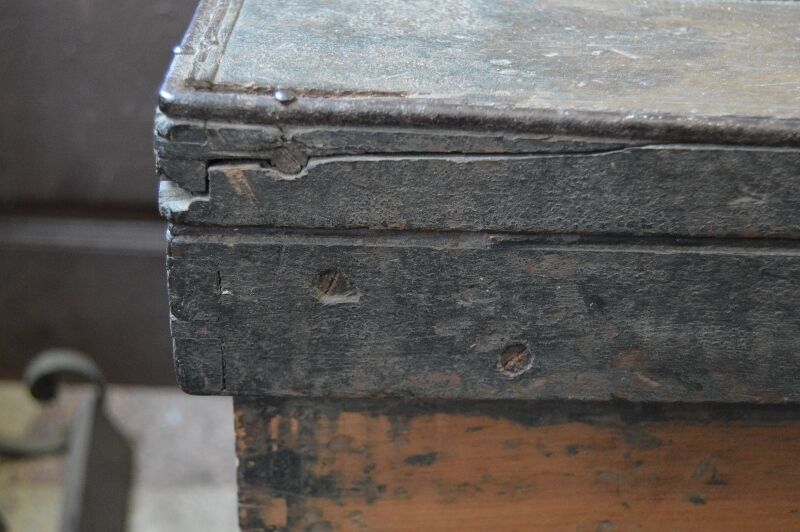 Beautiful old wooden chest table low XIX th patina trunk box